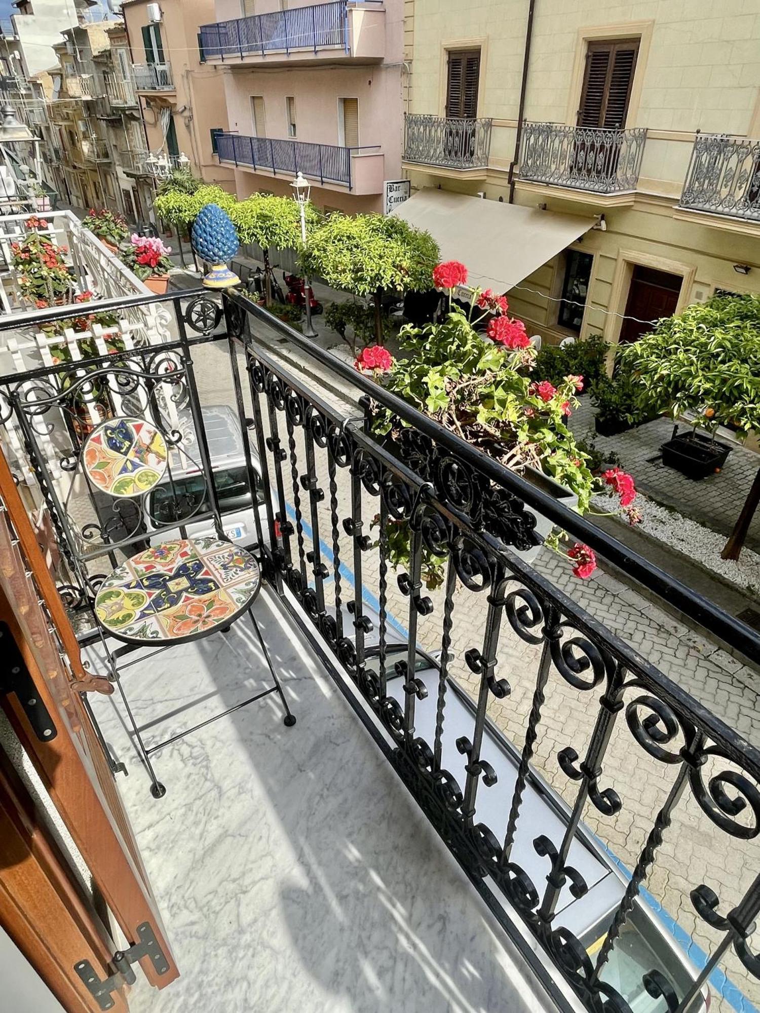 I Mori - Holiday Rooms Lascari Exterior foto